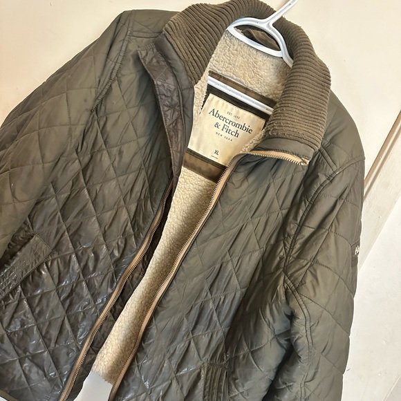 Abercrombie & Fitch Quilted Liner Jacket - Picture 1 of 7